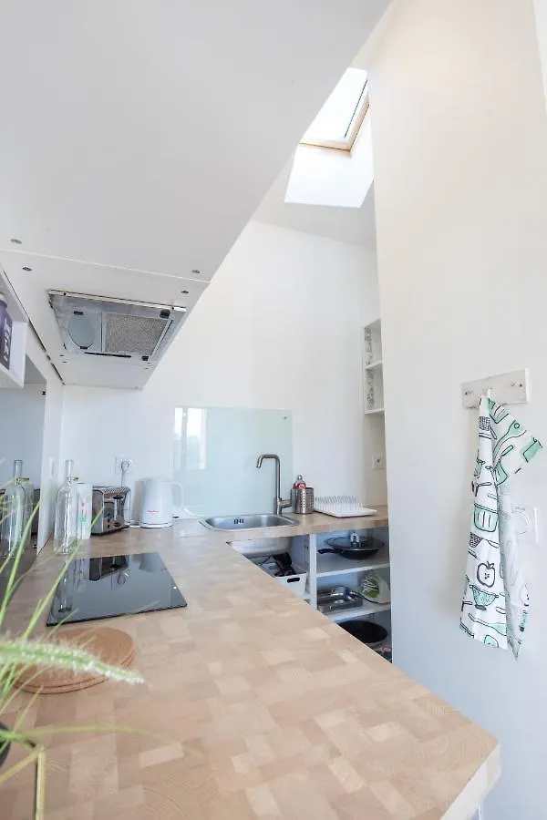 L'Isle En Blanc - Appartement Hypercentre - 4 Couchages  LʼIsle-sur-la-Sorgue