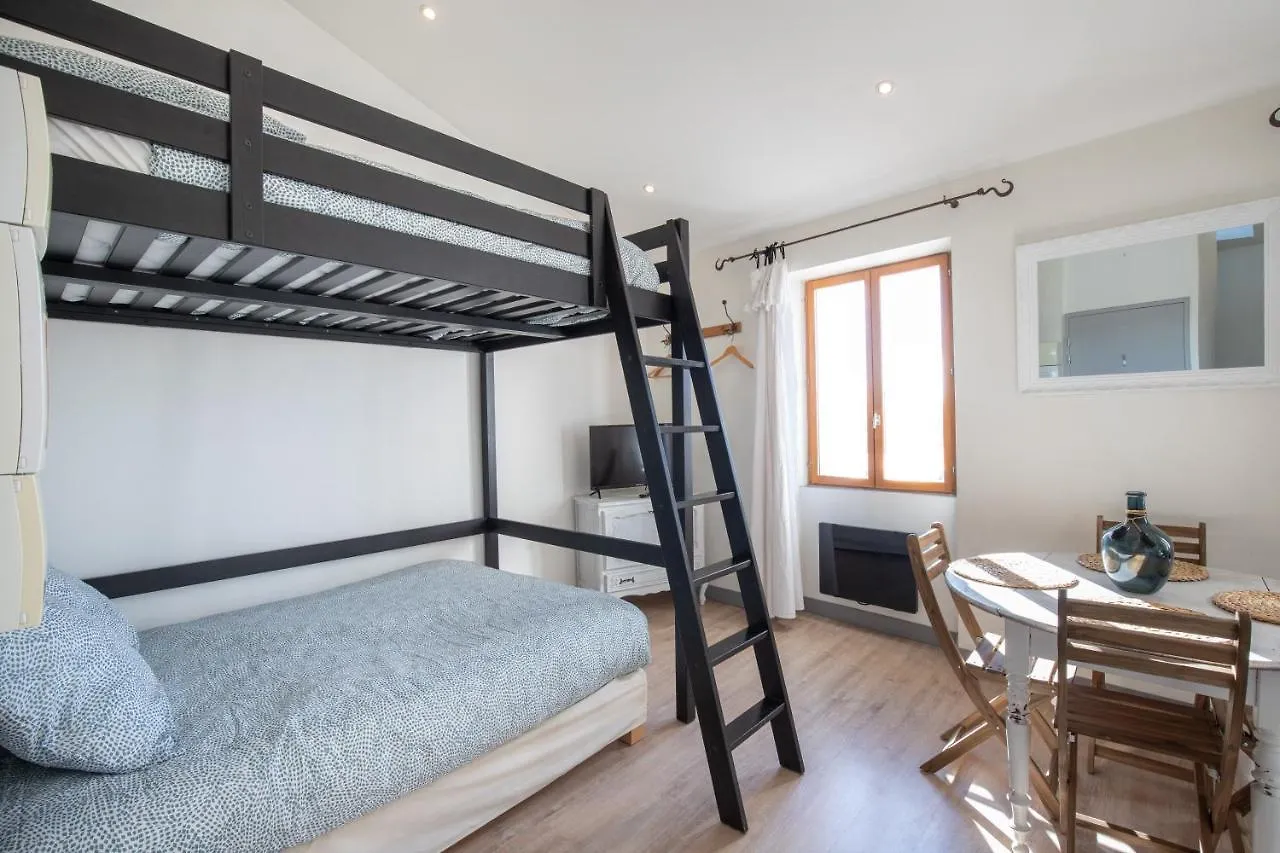 L'Isle En Blanc - Appartement Hypercentre - 4 Couchages LʼIsle-sur-la-Sorgue