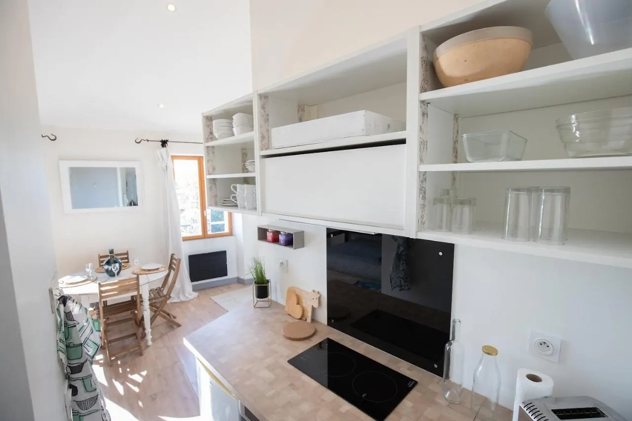 L'Isle En Blanc - Appartement Hypercentre - 4 Couchages LʼIsle-sur-la-Sorgue
