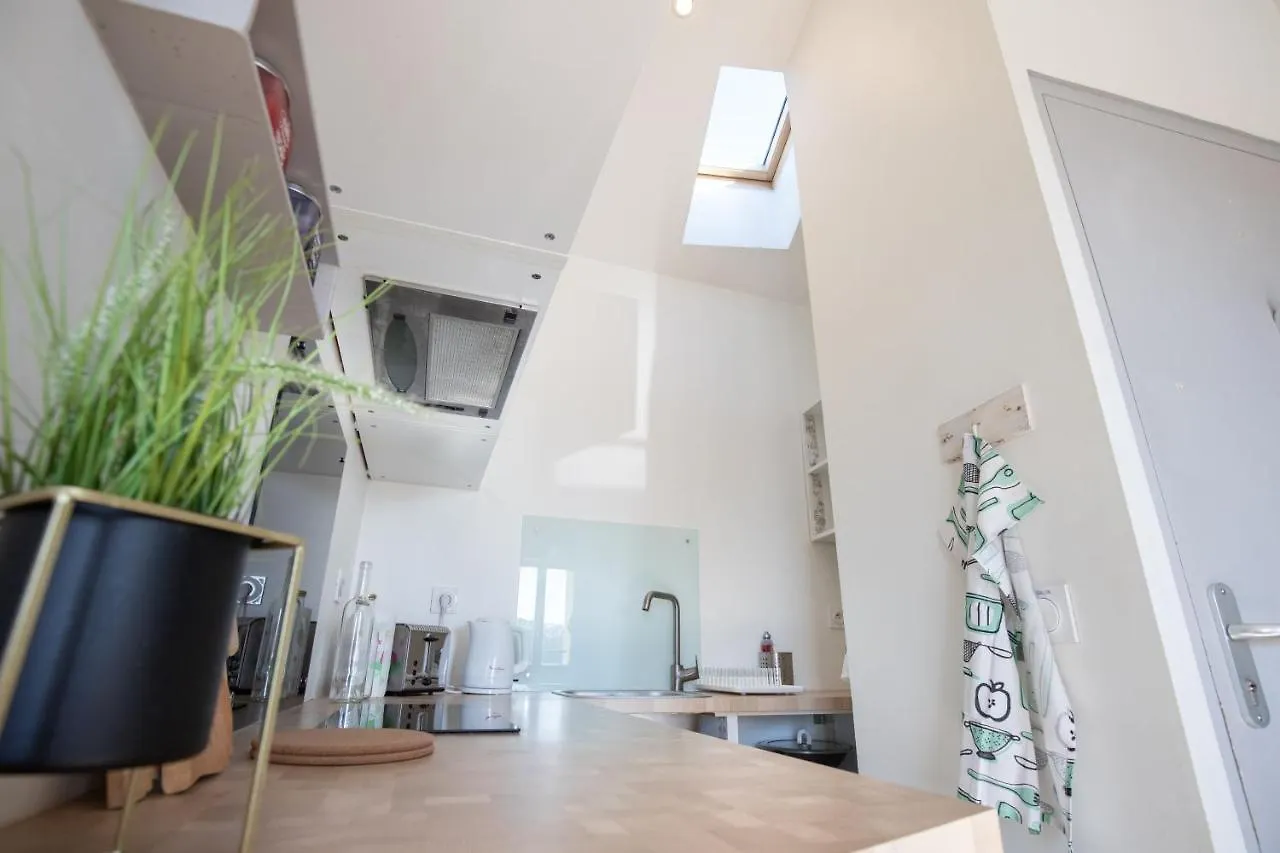 L'Isle En Blanc - Appartement Hypercentre - 4 Couchages 0*, LʼIsle-sur-la-Sorgue