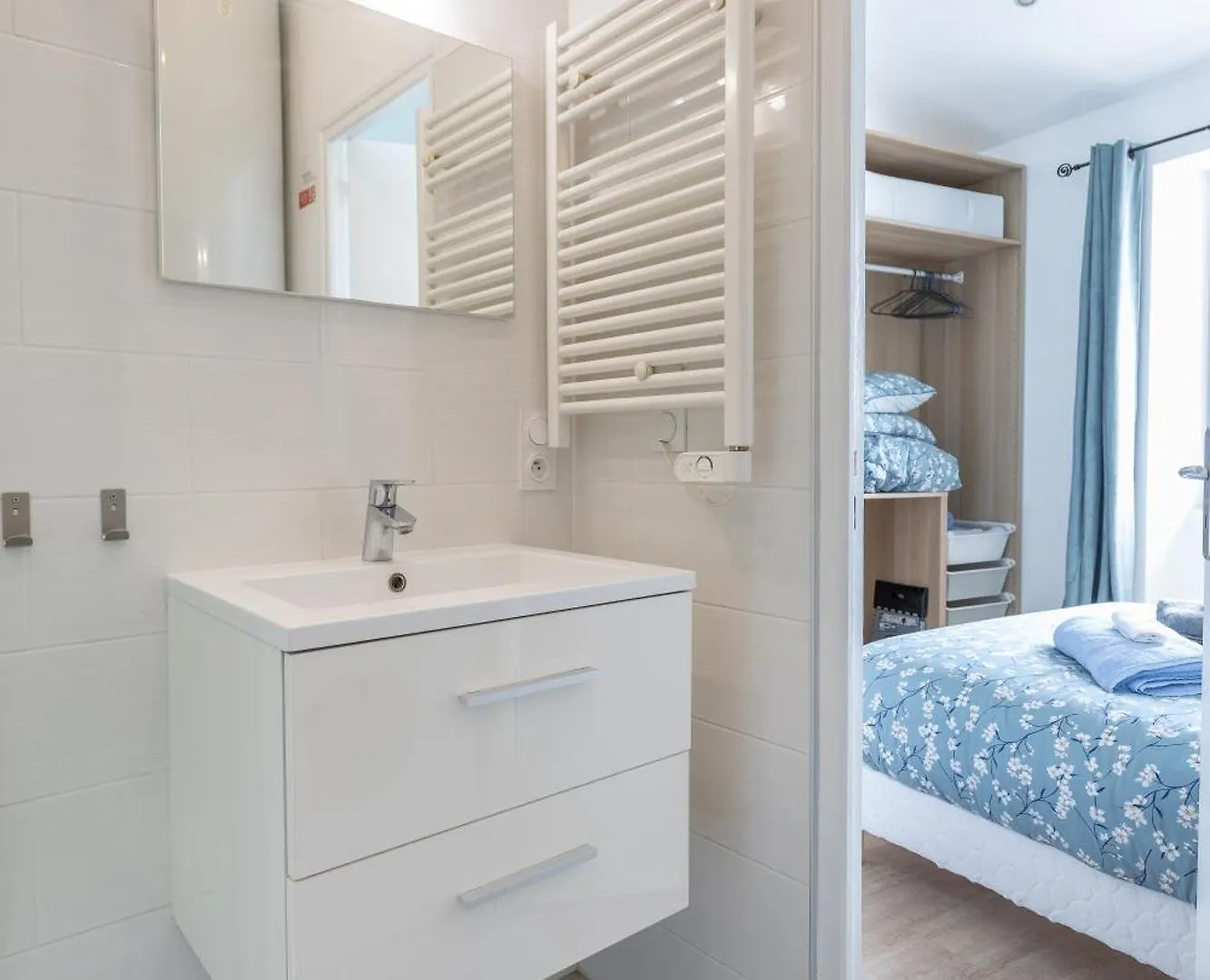 L'Isle En Blanc - Appartement Hypercentre - 4 Couchages